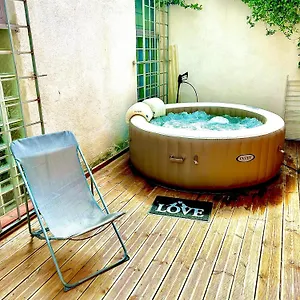 Le Patio Jacuzzi Centre , Toulouse Francia